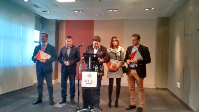 Ciudadanos da un ultimátum al PP: O aparta al presidente regional investigado o convoca elecciones - 1, Foto 1