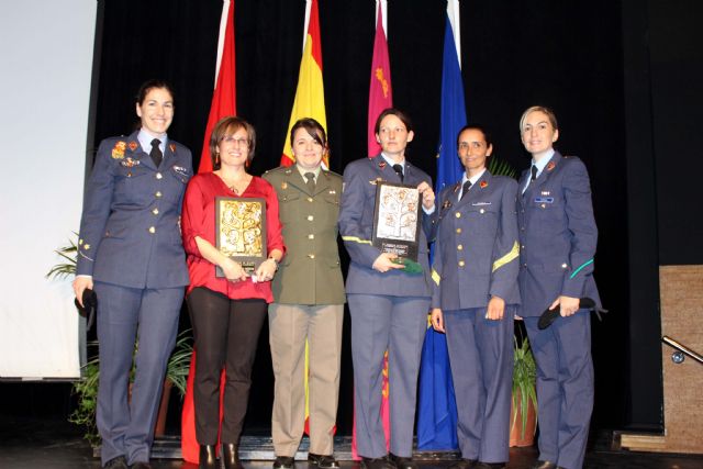 Alcantarilla entregó sus Premios de la Mujer 2017 - 2, Foto 2