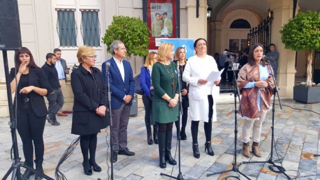 La consejera de Familia asiste a la lectura del manifiesto ´Hay mujeres, hay igualdad´ - 2, Foto 2