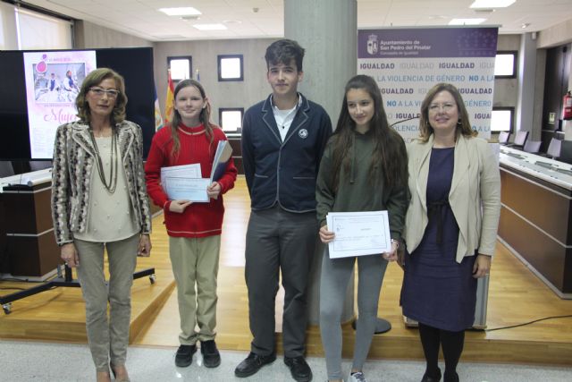 San Pedro del Pinatar reivindica la igualdad de oportunidades en el Día Internacional de la Mujer 2019 - 2, Foto 2