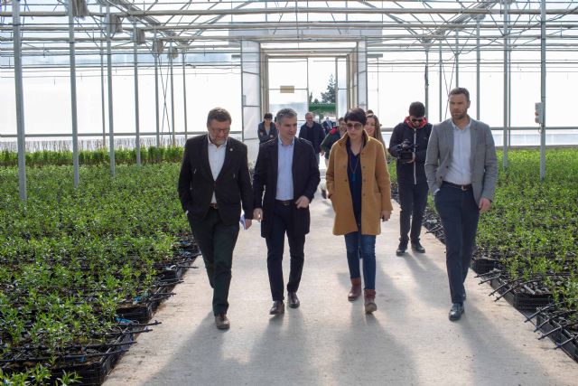24 mujeres impulsan una empresa innovadora de biotecnología vegetal en la pedanía caravaqueña de Barranda - 1, Foto 1