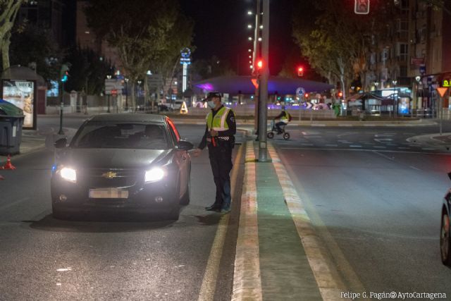 Policía Local sanciona a 41 personas por incumplir las normas contra la COVID - 1, Foto 1