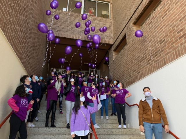 Globos morados por el 8M - 3, Foto 3