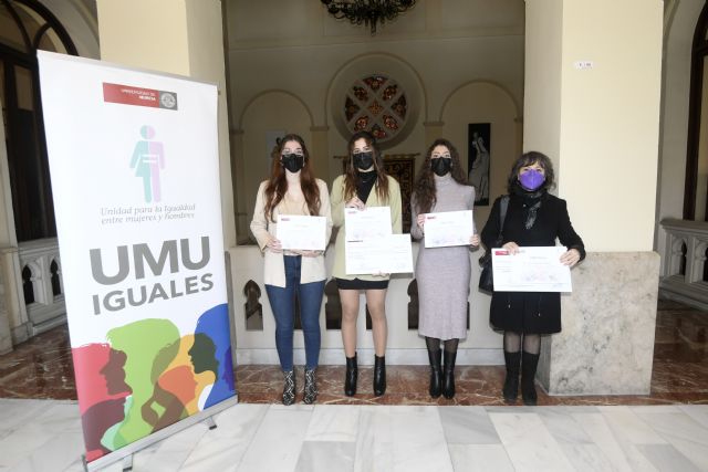 La Universidad de Murcia conmemora el 8M con las mujeres ucranianas en el pensamiento - 1, Foto 1