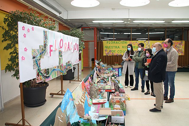 El alcalde visita los trabajos escolares de la Floración en los colegios San Bartolomé-La Era y José Marín - 1, Foto 1