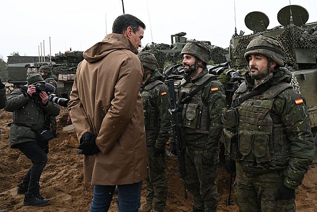 Pedro Sánchez reitera el pleno compromiso de España con los esfuerzos de la OTAN ante la brutal agresión del gobierno ruso contra Ucrania - 2, Foto 2