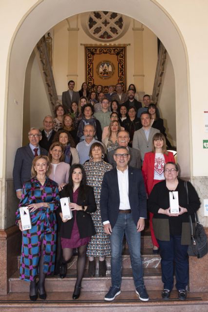 La Universidad de Murcia distingue a quienes trabajan por la igualdad en la institución - 1, Foto 1