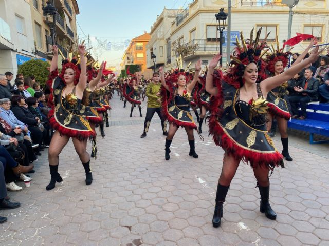 Torre Pacheco disfrutó de un desfile de Carnaval con más de 30 comparsas que llenaron las calles de música y color - 2, Foto 2