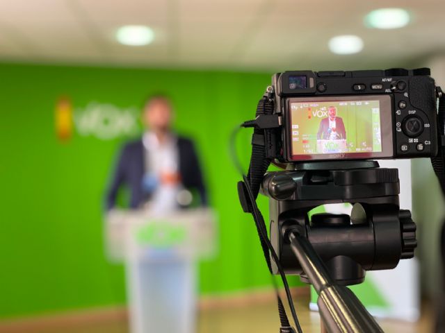 VOX exige explicaciones a López Miras: “Debe salir de su escondite y decir si PAS sigue siendo su referente ideológico” - 2, Foto 2