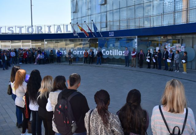 Un 8 de marzo para recordar que quedan muchas desigualdades por superar - 2, Foto 2