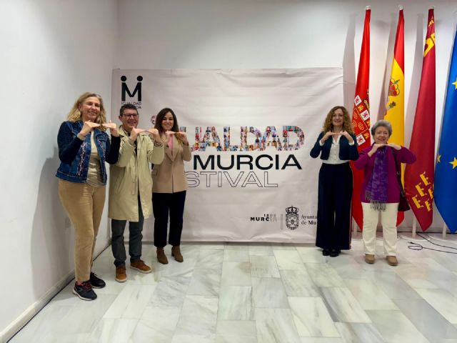 Murcia reivindica la lucha de las mujeres por la igualdad en el Día Internacional de la Mujer - 2, Foto 2
