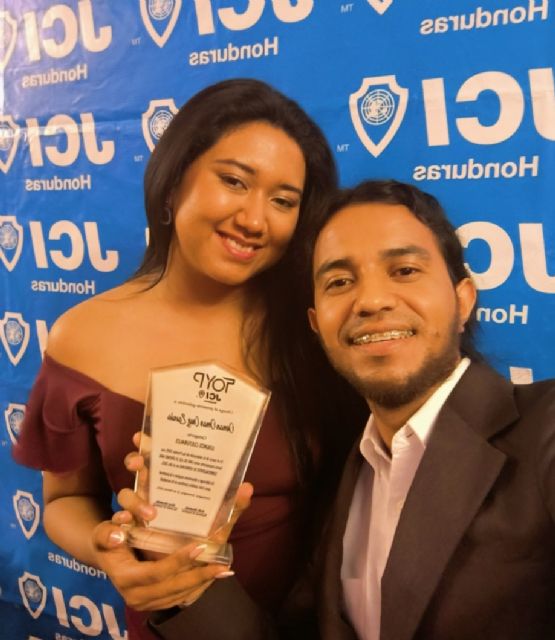 Reconocimiento a la Excelencia Cultural: Omar Cruz y sus huellas literarias en Honduras - 4, Foto 4