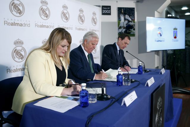 Ayuntamiento y Fundación Real Madrid renuevan el convenio de la Escuela Deportiva - 3, Foto 3