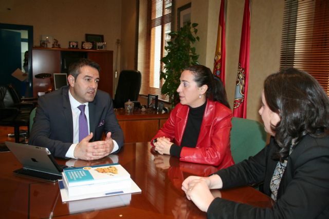 La Directora General de Ordenación del Territorio y Vivienda se reúne con el Alcalde de Alcantarilla - 3, Foto 3