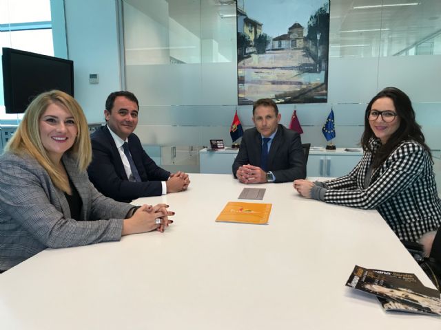 El Alcalde recibe al nuevo Director del Hotel Double Tree By Hilton La Torre Golf & Spa Resort - 1, Foto 1