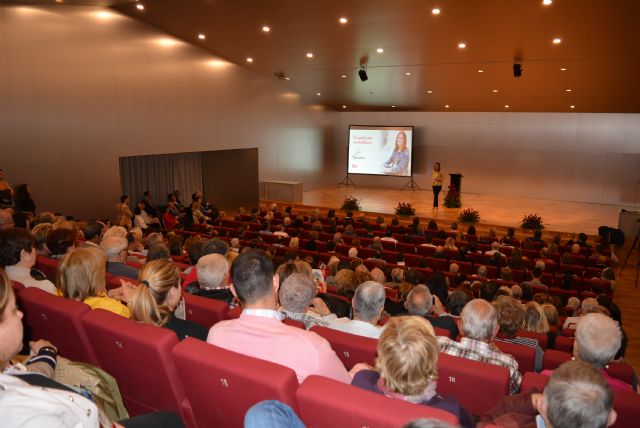 Mari Carmen Moreno renovaba ayer su compromiso con los ciudadanos y ciudadanas para seguir trabajando por Águilas - 2, Foto 2
