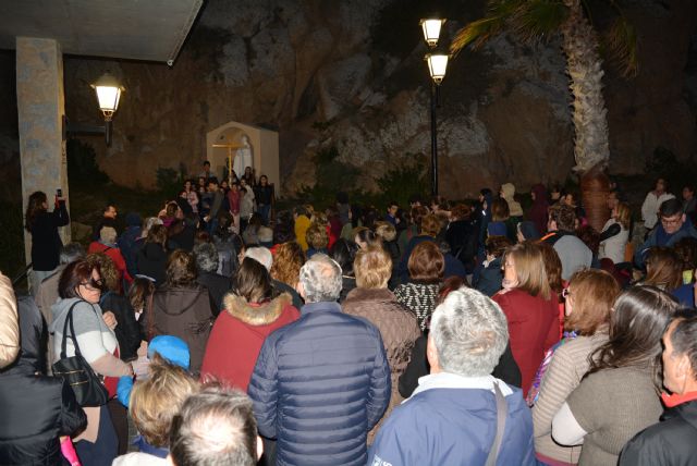 Chocolatada solidaria a beneficio de Cáritas tras el Vía Crucis del Viernes de Lázaro 2019 - 2, Foto 2