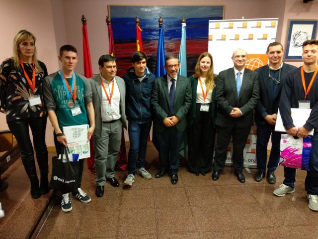Más de cincuenta estudiantes de toda España han participado en la fase final de la X Olimpiada de Geografía celebrada en Murcia - 2, Foto 2