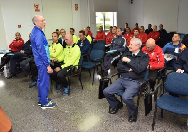 El 52º Campeonato Nacional Militar de Paracaidismo llega con poderío a la Base Aérea de Alcantarilla - 1, Foto 1