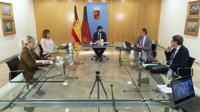 Más de 1,1 millones de euros para la orientación laboral de los jóvenes de la Región - 1, Foto 1