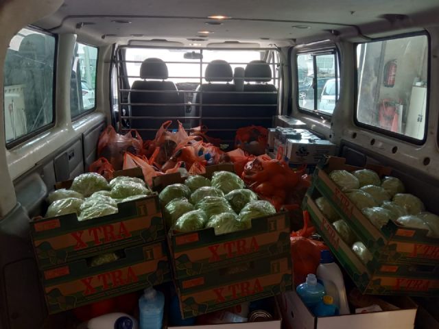 El Ayuntamiento de Puerto Lumbreras abastece de alimentos y productos básicos a más de 200 familias en situación de vulnerabilidad ante el Estado de Alarma - 1, Foto 1