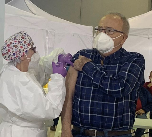 El miércoles, 14 de abril, empezarán las vacunaciones masivas en el Pabellón Diego Calvo Valera - 1, Foto 1