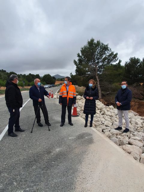 Comienzan las obras de mejora de la carretera de la pedanía jumillana de La Celia dañada por la dana - 2, Foto 2