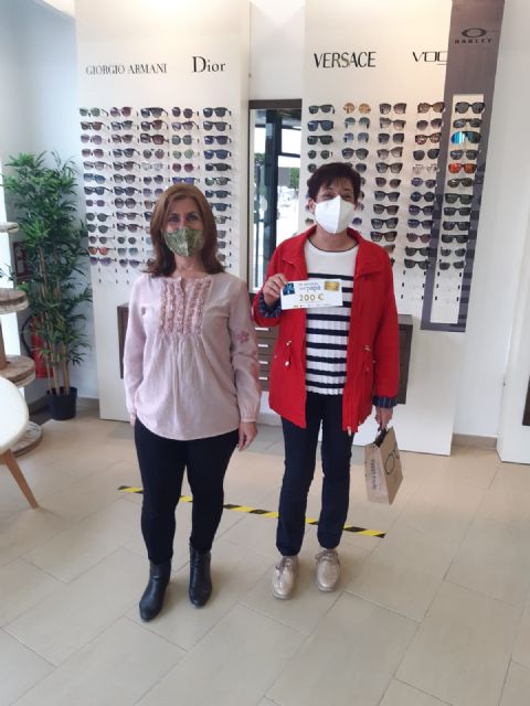 Las compras realizadas en el día de ayer ponen punto final a la campaña Un premio por papá - 3, Foto 3