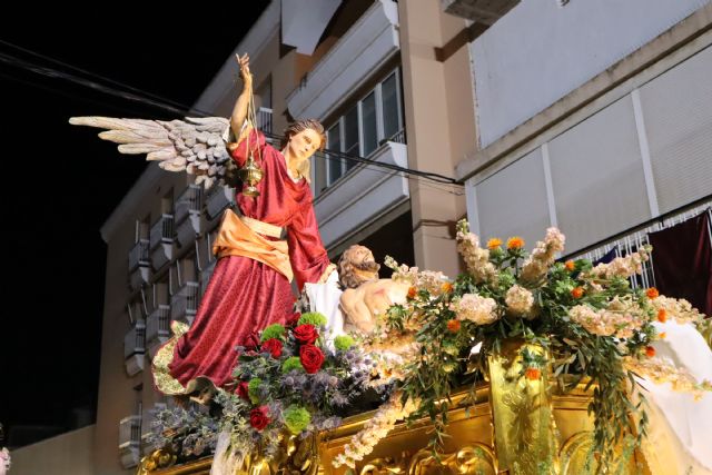La procesión del Santo Entierro inunda las calles de San Pedro del Pinatar de dolor, oración y fe - 1, Foto 1