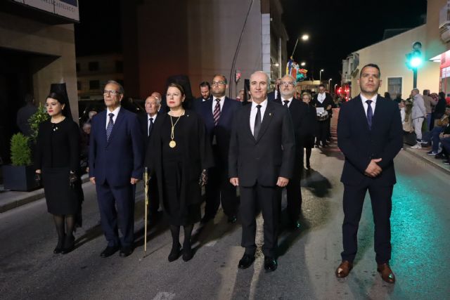 La procesión del Santo Entierro inunda las calles de San Pedro del Pinatar de dolor, oración y fe - 4, Foto 4