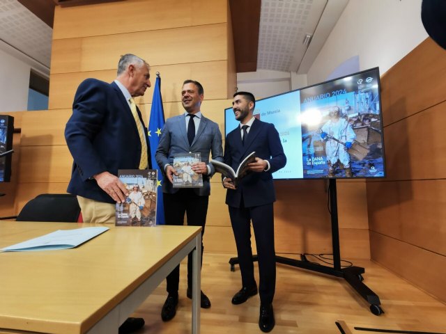 La DANA de España deja huella en la portada del Anuario de la Región de Murcia 2024 - 1, Foto 1