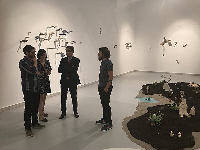 Todo lo que sucede entre el verde y el azul ocupa el Puertas de Castilla - 1, Foto 1