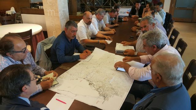 El presidente López Miras se reúne esta semana con el presidente del Sindicato de Regantes y los productores agrícolas - 1, Foto 1