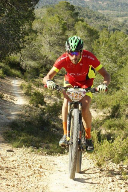 Francisco Cánovas, del CC Santa Eulalia, finaliza 3° m45 en la general final del circuito btt montañas alicantinas, Foto 7