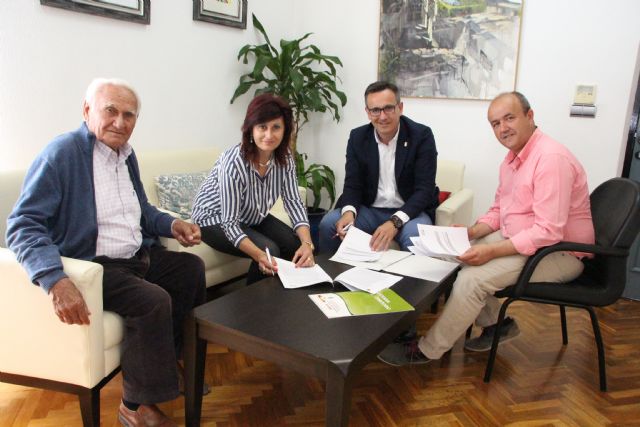 El Ayuntamiento y ACUDE firman un convenio para la conservacin de fincas municipales de inters ambiental, Foto 1