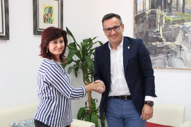 El Ayuntamiento y ACUDE firman un convenio para la conservacin de fincas municipales de inters ambiental, Foto 2