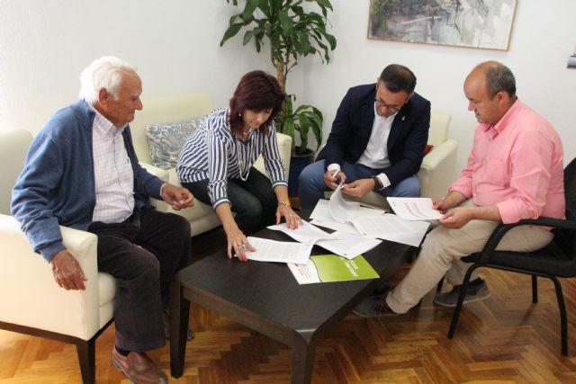 El Ayuntamiento y ACUDE firman un convenio para la conservacin de fincas municipales de inters ambiental, Foto 4