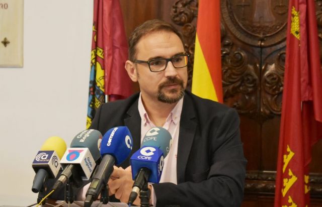 Diego José Mateos muestra su preocupación por la parálisis de los contratos para las obras de equipamiento del interior del Auditorio de Lorca - 1, Foto 1