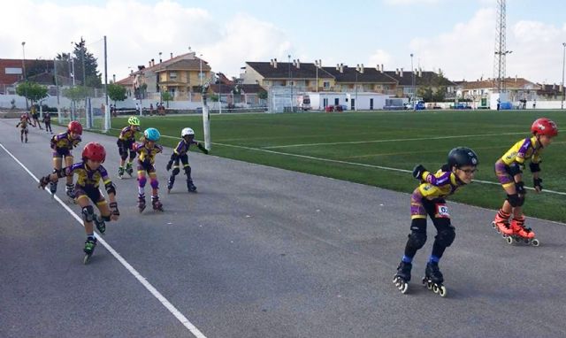 El club Roller Queen vuelve a sobresalir en el campeonato regional de patinaje de velocidadcon 12 medallas - 1, Foto 1