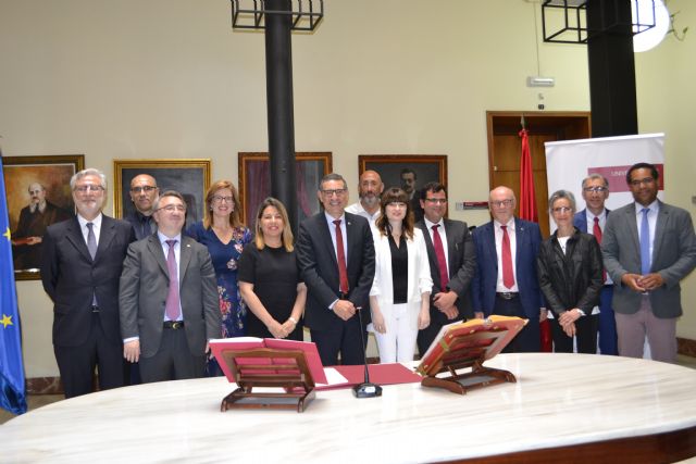 Ocho docentes de la Universidad de Murcia toman posesión de sus plazas de profesor titular - 1, Foto 1