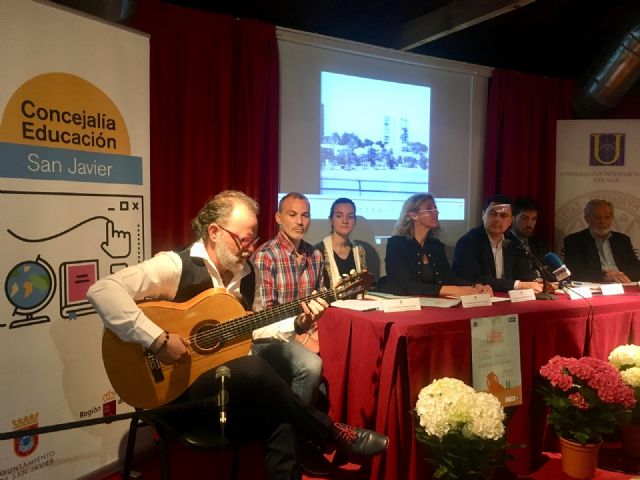 El deporte, los cuentos y la psicología de Emergencias copan los temas de los cursos de UNIMAR en San Javier - 2, Foto 2