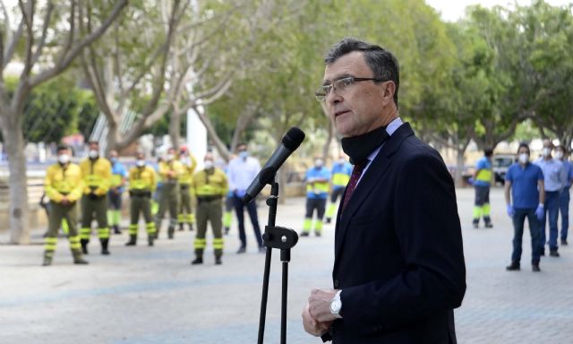 Homenaje a los trabajadores de todos los servicios que limpian y desinfectan las calles de Murcia y sus pedanías cada día - 2, Foto 2