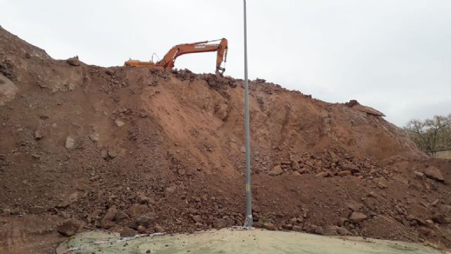 Finalizan los trabajos de emergencia para consolidar el talud de la Calle Abellaneda - 3, Foto 3