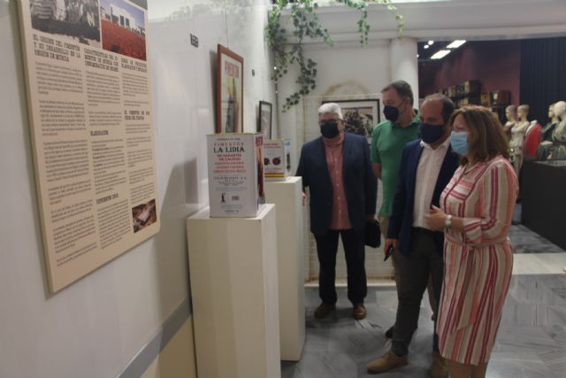 El Museo Barón de Benifayó rememora la tradicional industria del pimentón en una exposición de envases y embalajes antiguos - 1, Foto 1