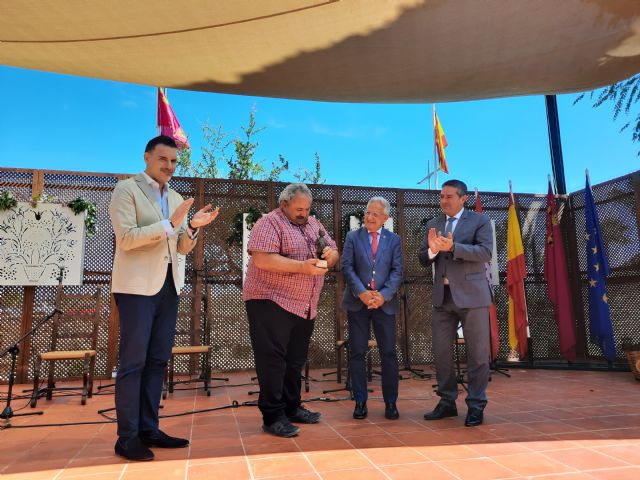 Vicente Carrión, distinguido por la Asociación de Amigos del Museo de la Huerta con el Premio Huertano del Año - 1, Foto 1