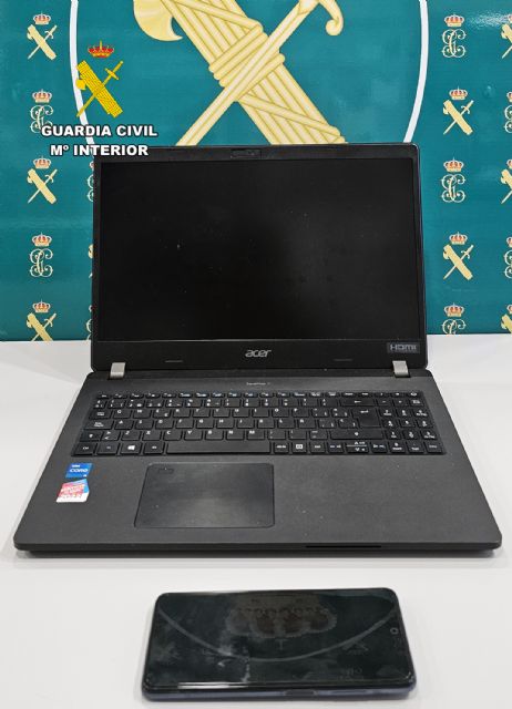 La Guardia Civil detiene a un joven por sustraer y difundir datos privados de un centro de menores - 4, Foto 4