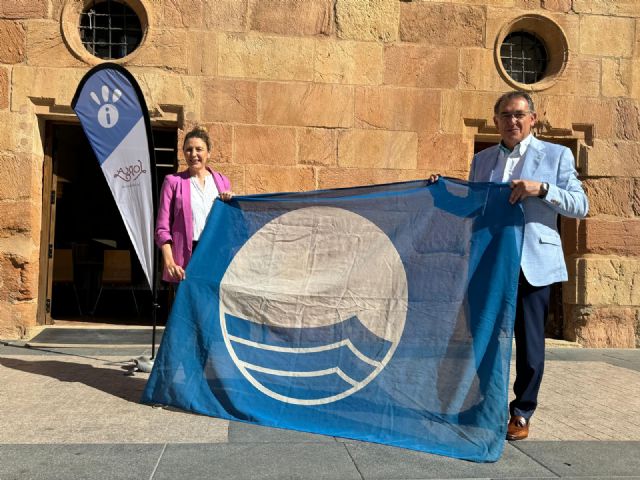 La Cala de Calnegre reedita la Bandera Azul que reconoce la excelencia turística y medioambiental de la costa lorquina - 3, Foto 3