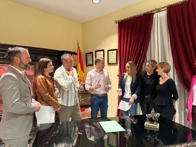 El Alcalde reclama el reconocimiento de profesión de riesgo para los agentes de Policía Nacional y Guardia Civil - 2, Foto 2