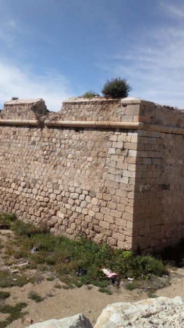 El PCAN denuncia que el Ayuntamiento mete en un cajón el Plan Director para la restauración del Castillo de los Moros - 3, Foto 3