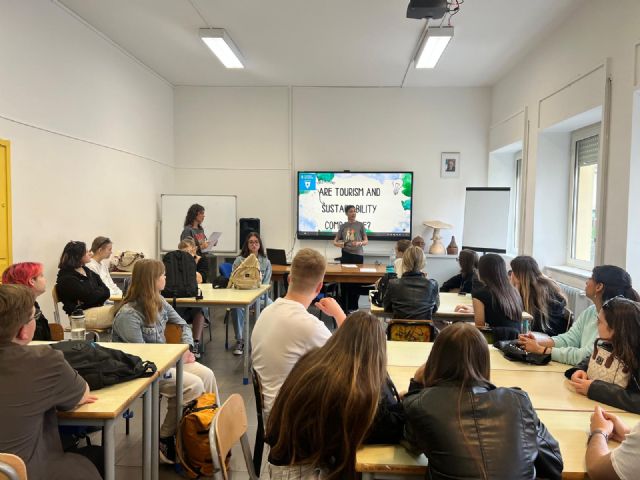 Estancia formativa Erasmus de cinco alumnas y dos profesoras del IES Rey Carlos III en Monterotondo (Roma) - 4, Foto 4